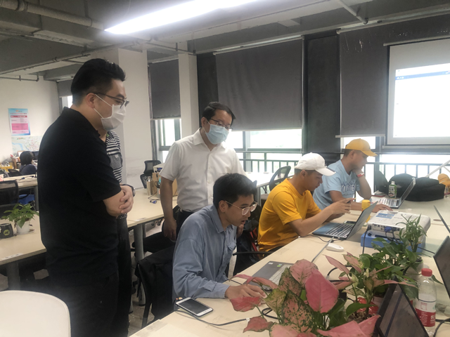 黄色网站