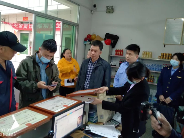 黄色网站