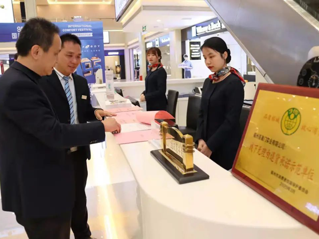 黄色网站