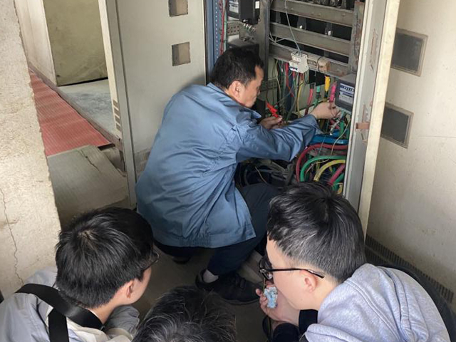 黄色网站